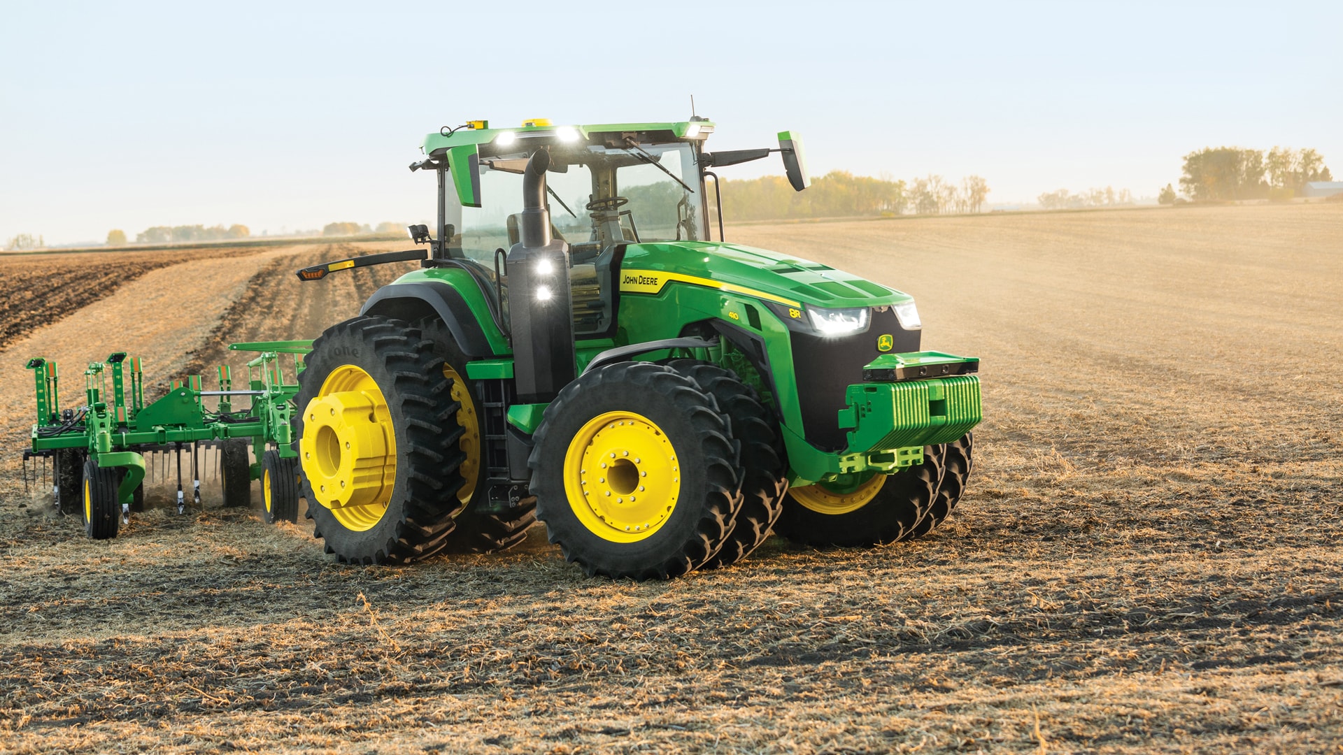 John Deere anuncia un tractor totalmente autónomo en el CES 2022