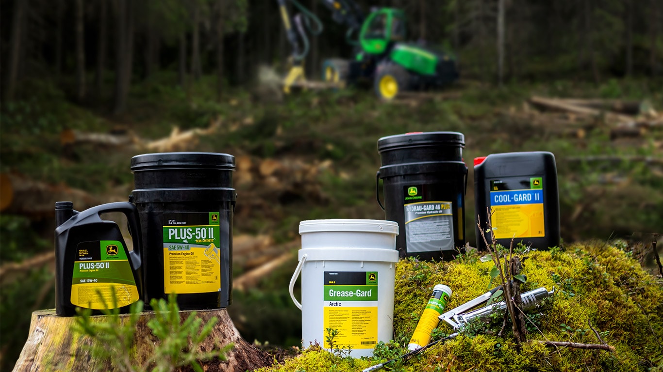 https://www.deere.es/assets/images/region-2/parts-and-service/forestry/oils-1366x768.jpg