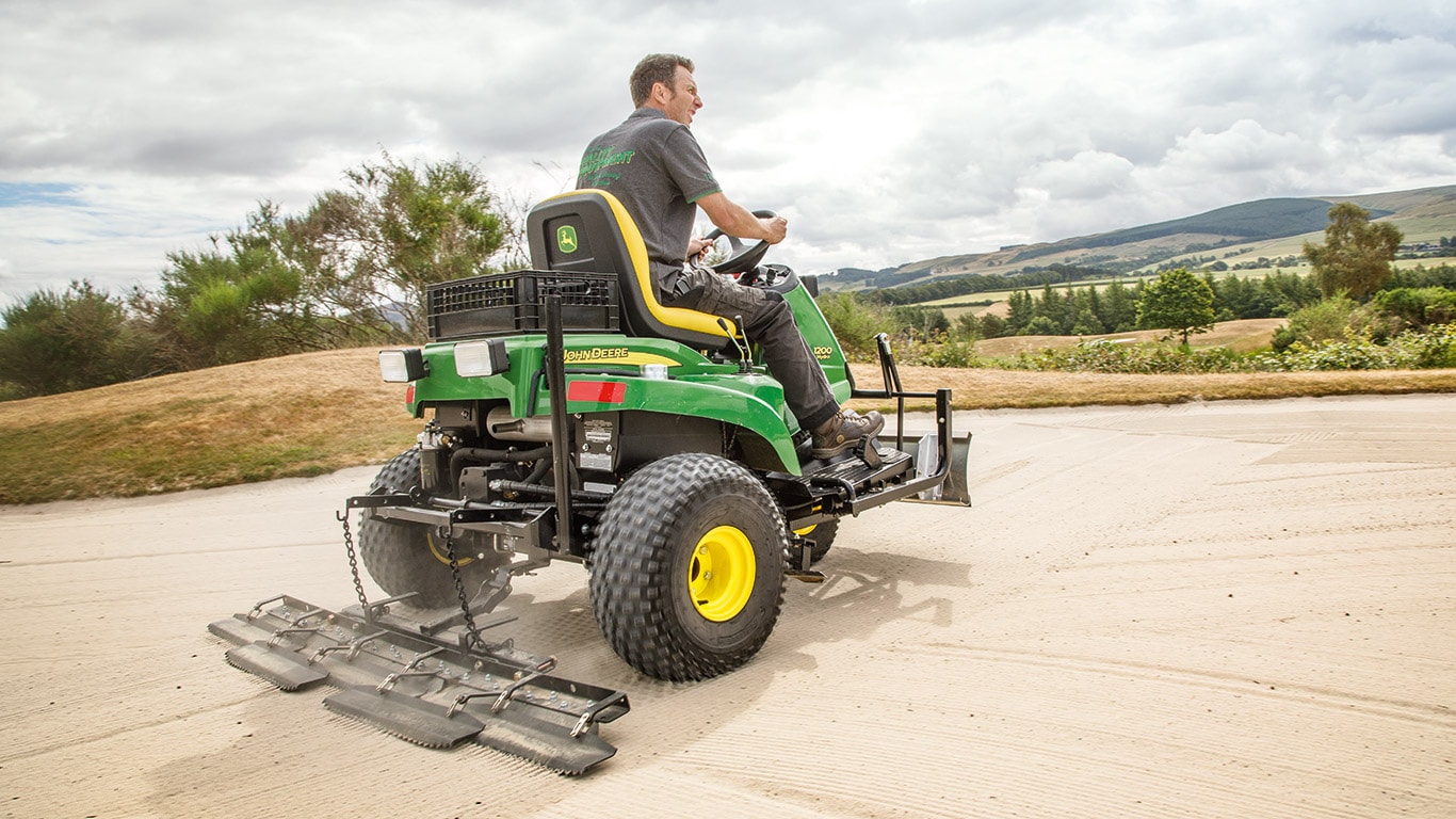 Golf y deportes, clientes del rastrillador 1200 hidrostático para búnker y campo