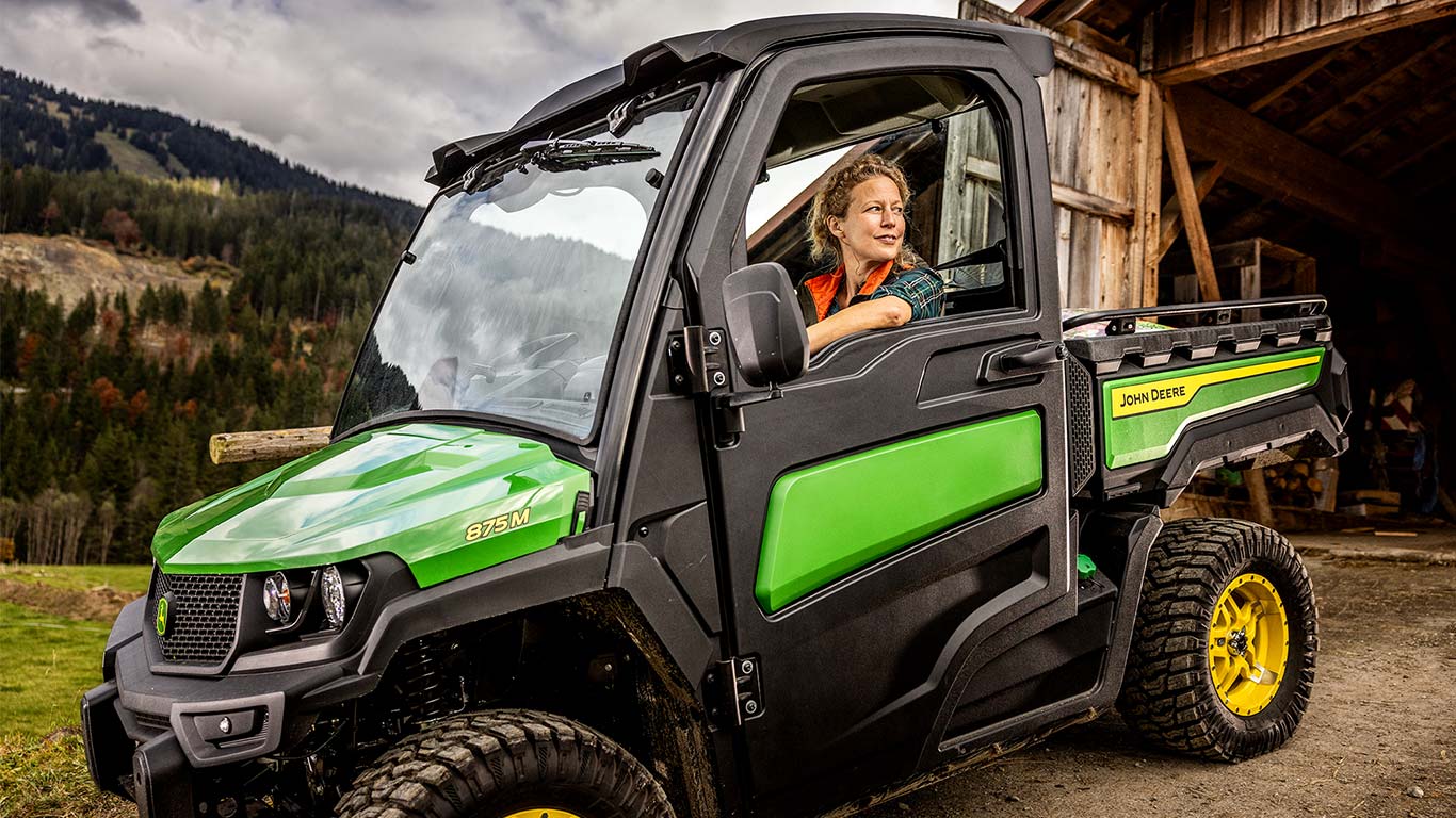 Vehículos multiuso Gator, XUV865M, cabina moderna