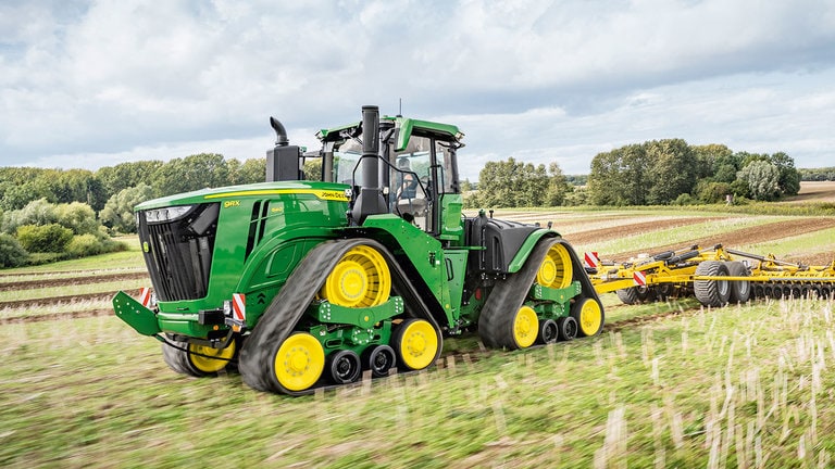 Tractor de la serie 9RX l John Deere