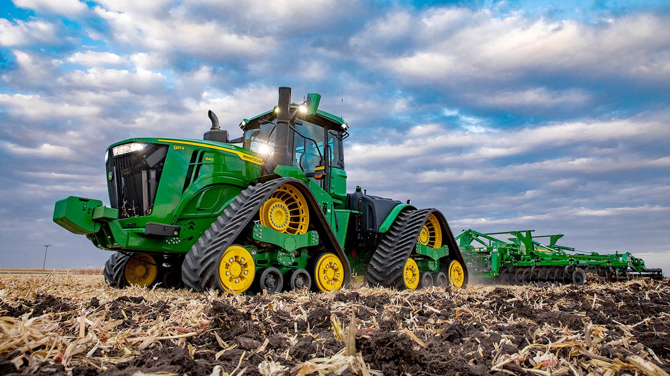 Está John Deere entre las mejores empresas